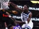 NBAのアンソニー・エドワーズがダンクしている